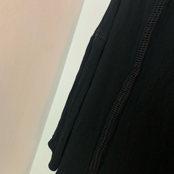 Alya Black V-Neck Long Sleeve Boho Flowy Dress - Picture 11 of 12